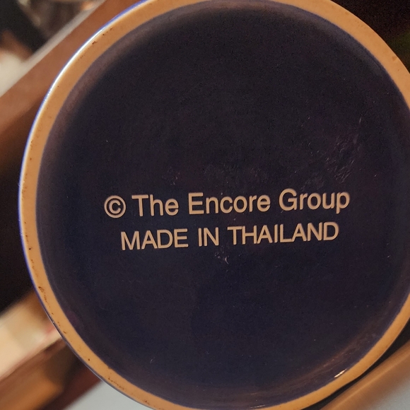 LSU Tigers Heavy Duty Ceramic Coffee Mug With Raised Graphics School Colors - Picture 6 of 7